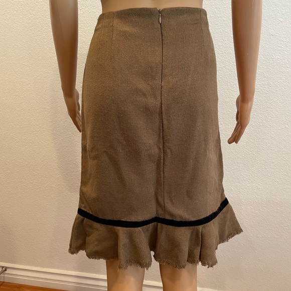 Poema USA Brown Wool Skirt with Black Belt at Bottom of Peplum Skirt - Picture 4 of 7